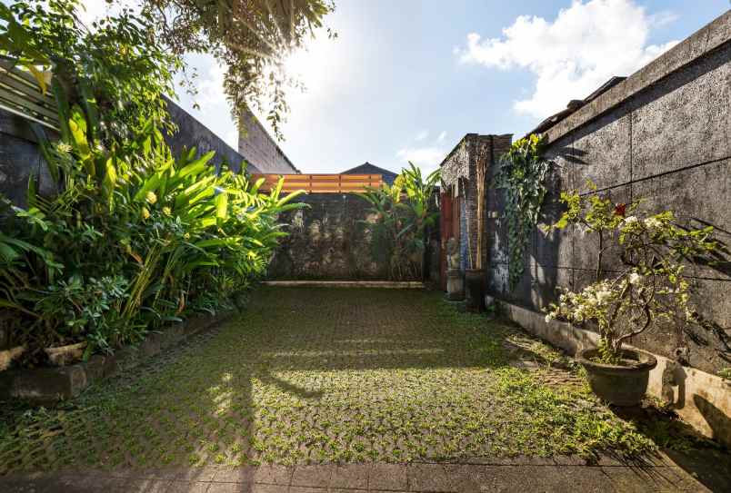 dijual villa umalas badung bali
