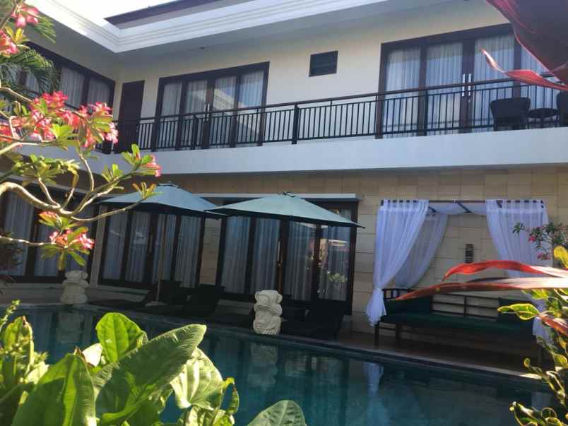dijual villa ungasan badung bali