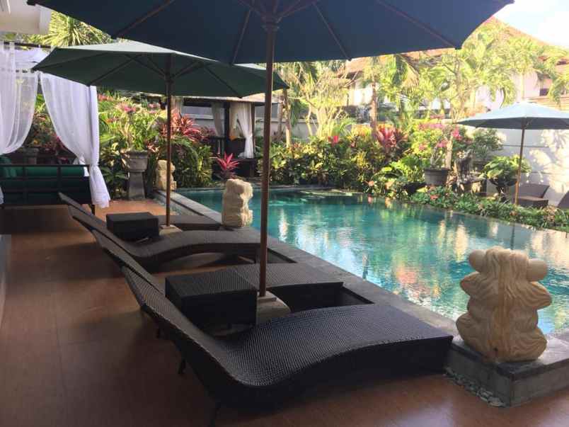 dijual villa ungasan badung bali
