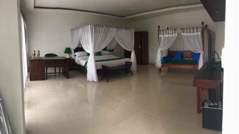 dijual villa ungasan badung bali