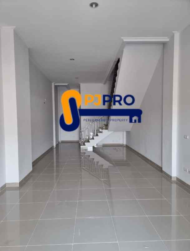 disewa ruko gandeng siaphuni di green sedayu