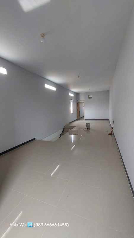disewakan ruko gudang kantor jalan raya dadap kosambi