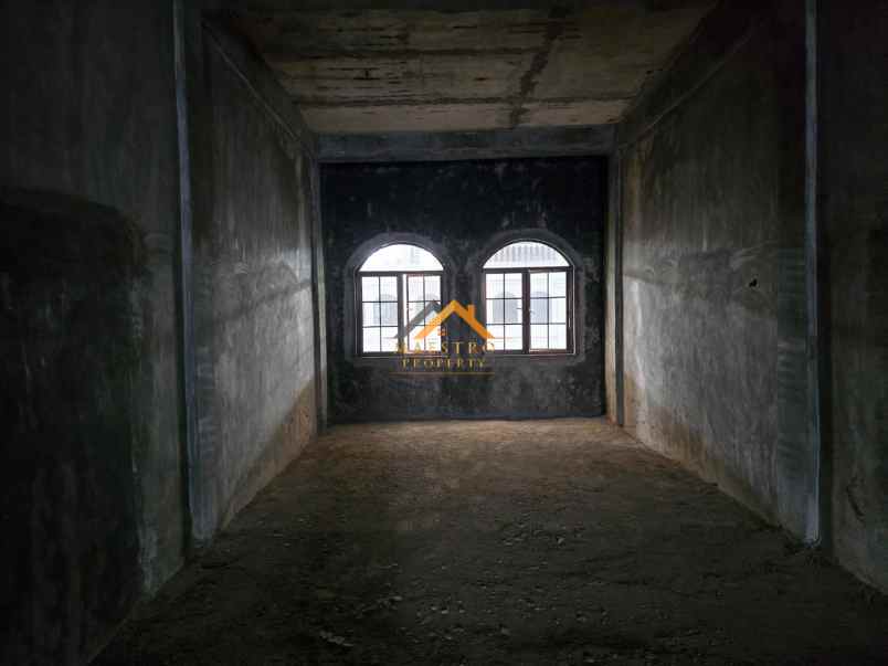 disewakan ruko gudang kantor komplek cbd polonia jl