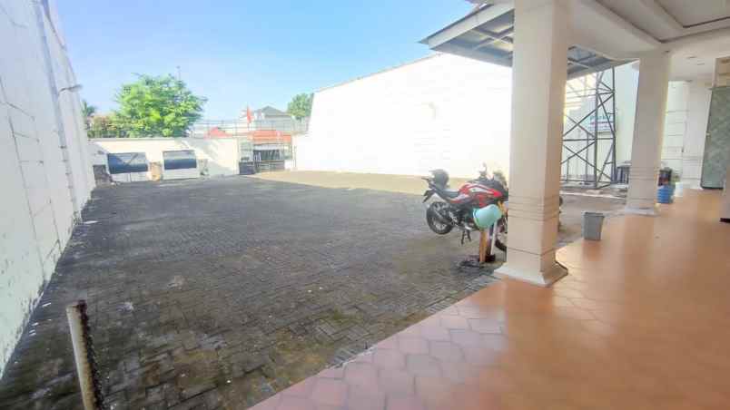 disewakan ruko gudang kantor raya kertajaya