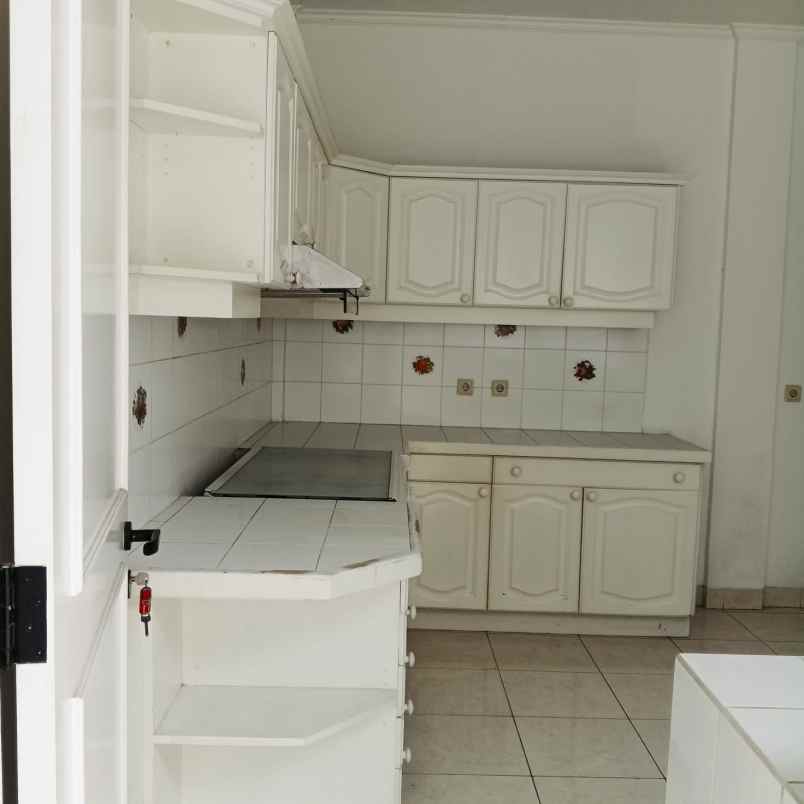 disewakan rumah bangka mampang prapatan