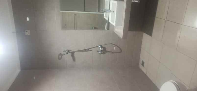 disewakan rumah bintaro sektor 9 semi furnished