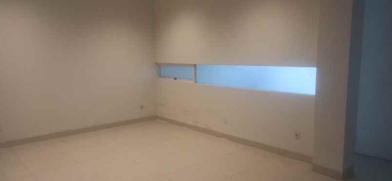 disewakan rumah bintaro sektor 9 semi furnished