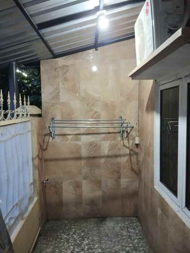 disewakan rumah jalan payung asri permai