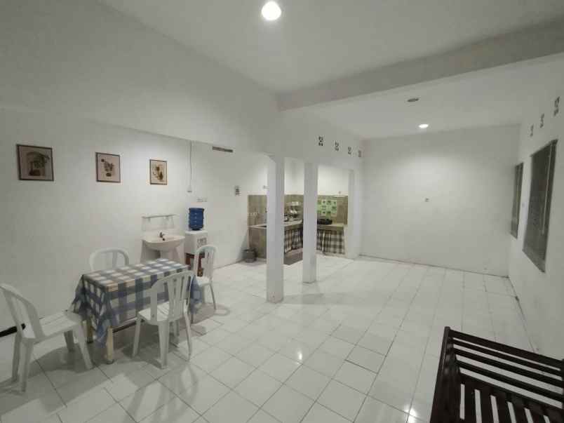 disewakan rumah jalan payung asri permai