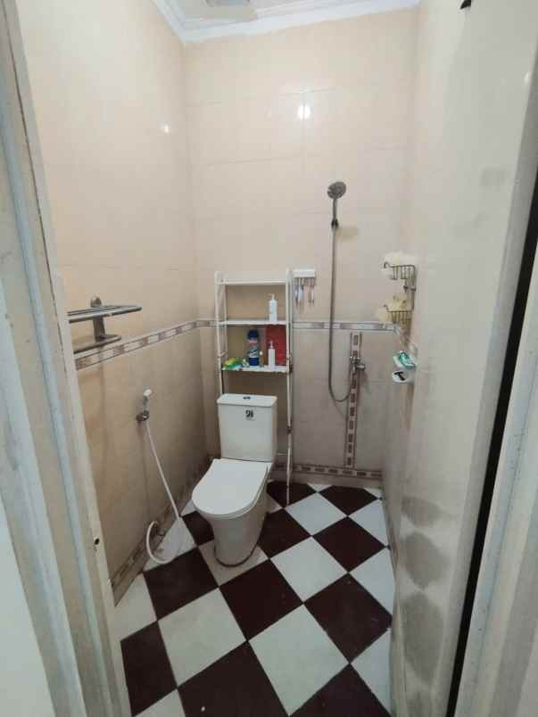 disewakan rumah jalan payung asri permai