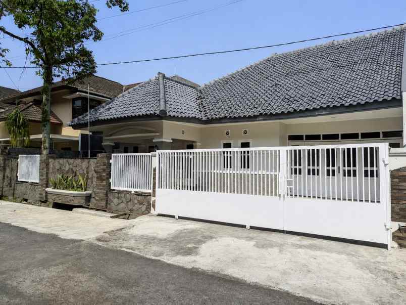 disewakan rumah jl asmarandana karawitan
