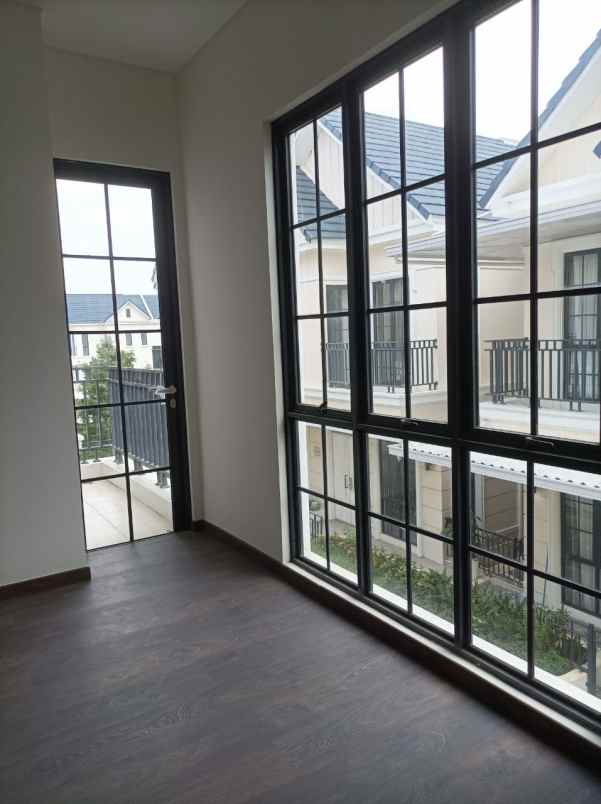 disewakan rumah lavon swan city cluster