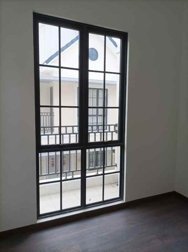 disewakan rumah lavon swan city cluster