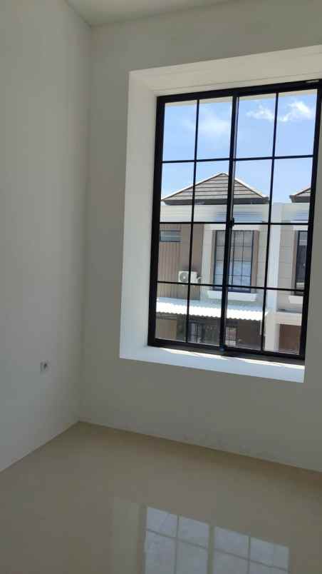 disewakan rumah regency one