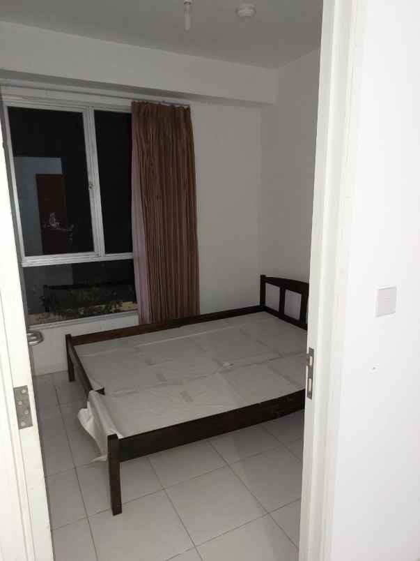 east coast lt 2 semi furnish suramadu nego