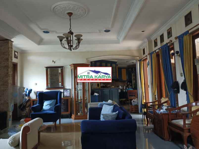 exclusive house persada kemala hook 6 kt garasi besar