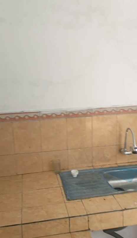 jual cepat hanya 350 jt rumah komersil siap huni