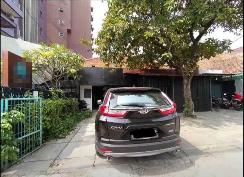 jual rumah cocok untuk usaha di cikini jakarta pusat