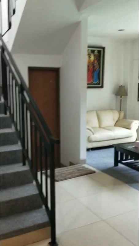 jual rumah di cosmo park residence