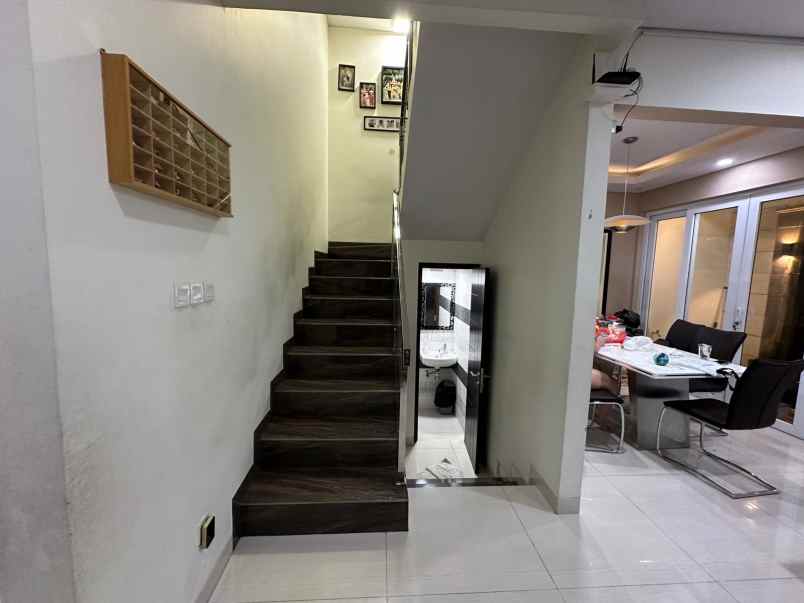 jual rumah full furnished citra garden 1 jak bar