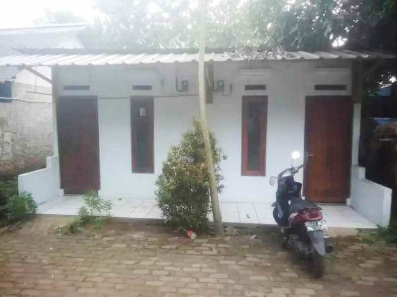 jual rumah kontrakan 2 pintu di gunung sindur