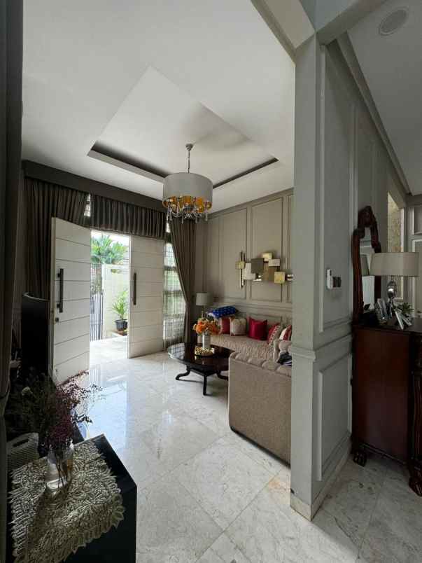 jual rumah mewah hook di pulomas barat jakarta timur