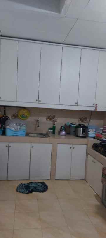 jual rumah semi furnished muara karang jak ut