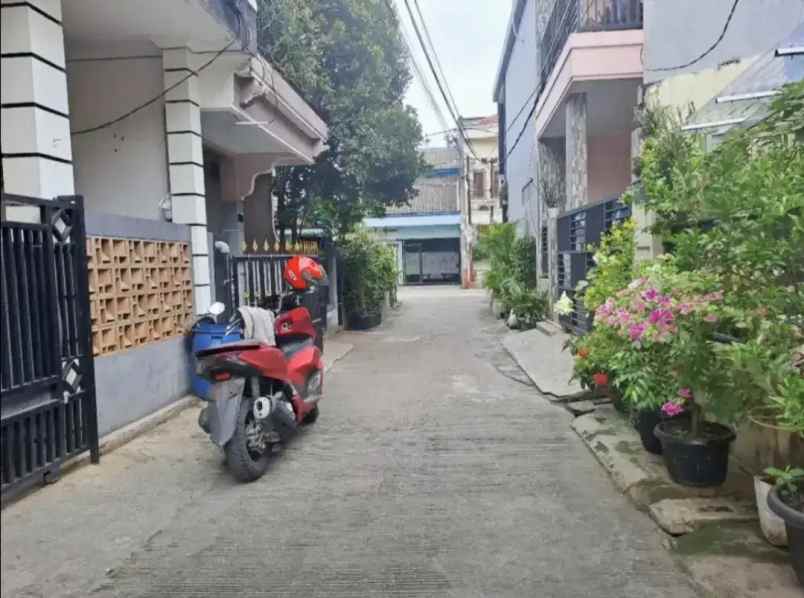 jual rumah tingkat murah nyaman di duta kranji bintara