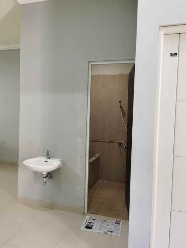 jual sewa rumah grandia citraland surabaya