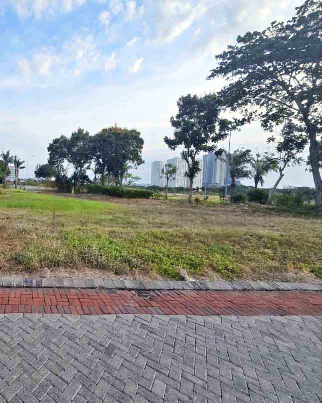 kavling long beach strategis row jalan 4 mobil