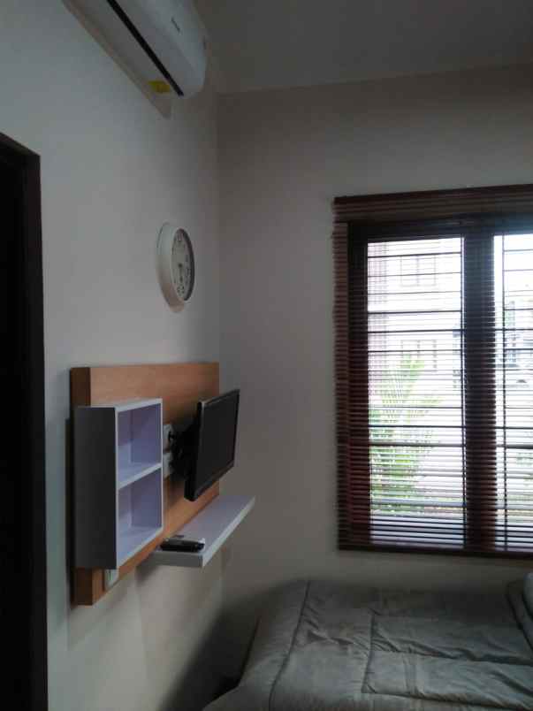 kost jl galuh mas raya