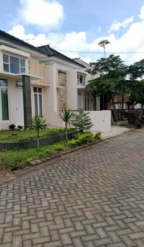 miliki hunian modern hanya 240 jutaan di malang