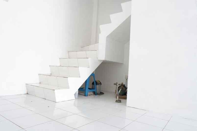 ruko dijual karawaci depan superindo harkit