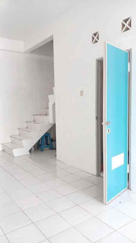 ruko dijual karawaci depan superindo harkit