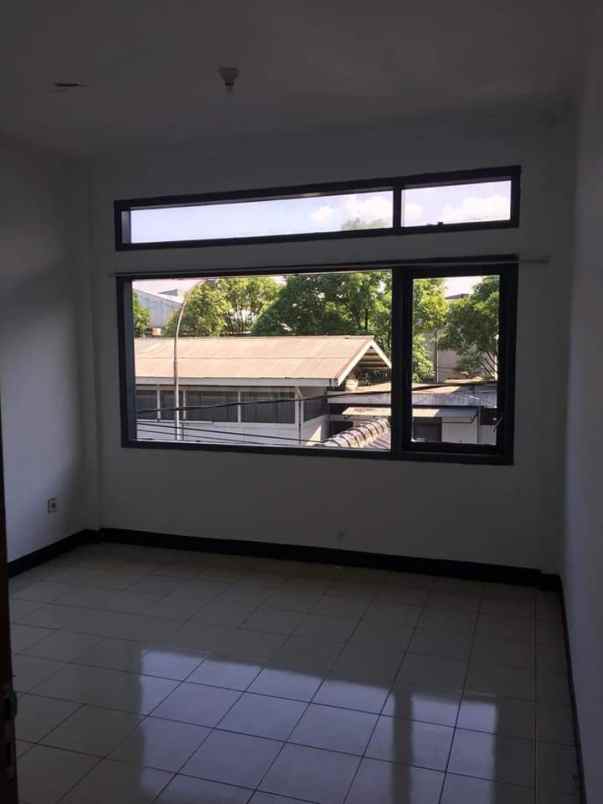 ruko gudang kantor soekarno hatta