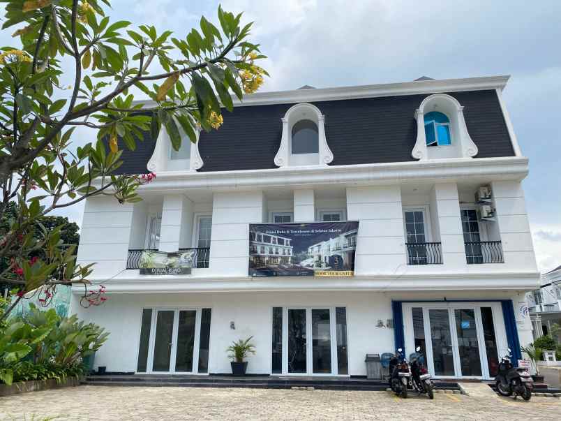 ruko komersial di lokasi strategis di rempoa