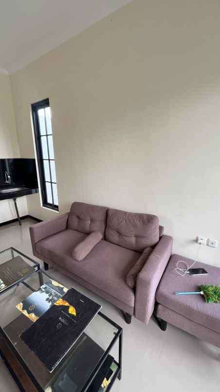 rumah 2 lantai lokasi di arjowinangun