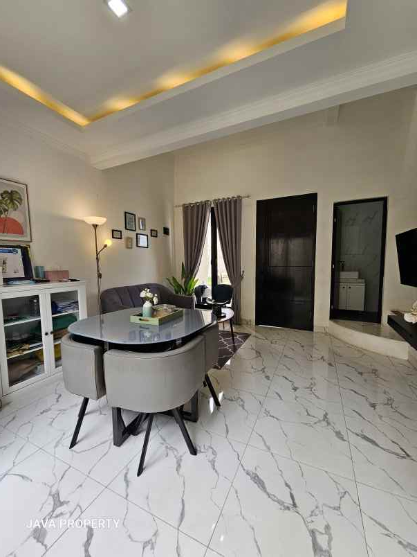 rumah baru 2 lantai dekat stasiun jurang mangu