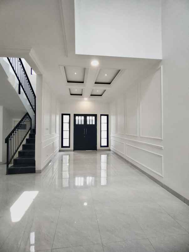 rumah baru classic modern lt 135 lb 220 joglo jakbar