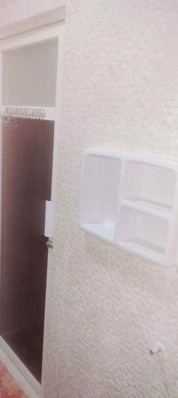 rumah baru renov bronggalan sawah carport 1 mobil