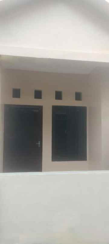 rumah baru renov bronggalan sawah carport 1 mobil