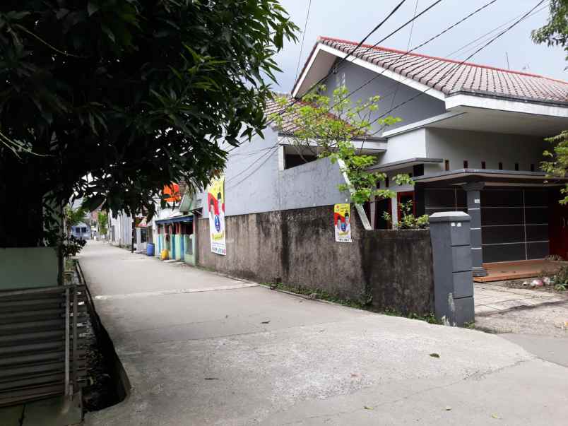 rumah cantik hook siap huni di perum rawalumbu bekasi