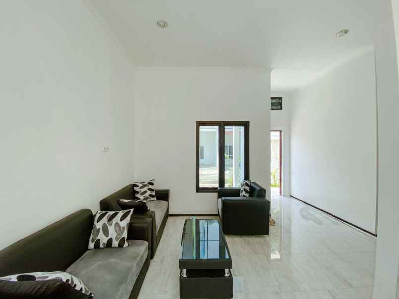 rumah cantik paling murah di sedayu