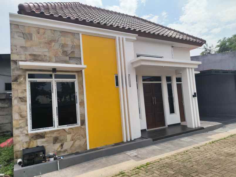 rumah cluster bambu apus jakarta timur