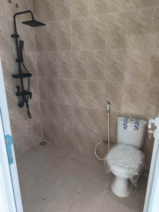 rumah cluster bambu apus jakarta timur