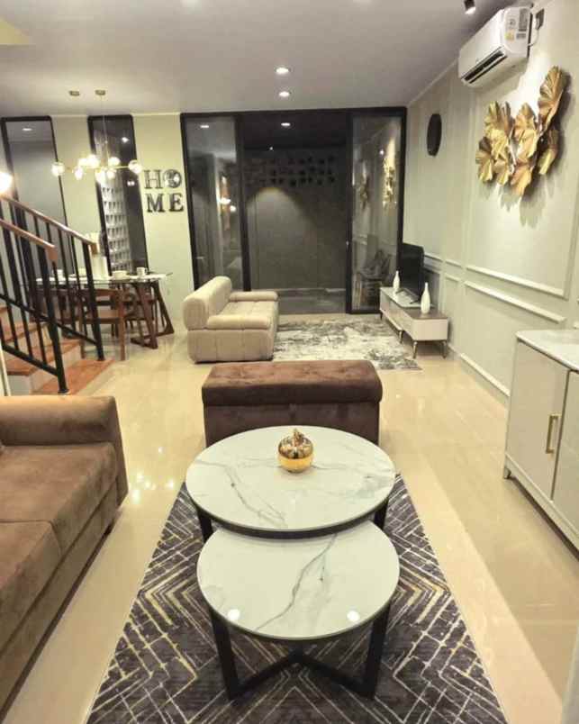 rumah full furnished 2 lantai 7 menit kampus upn jogja