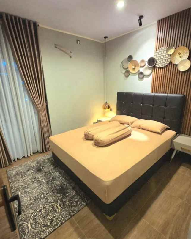 rumah full furnished 2 lantai 7 menit kampus upn jogja