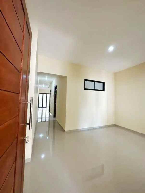 rumah gembong kapasan new minimalis strategis