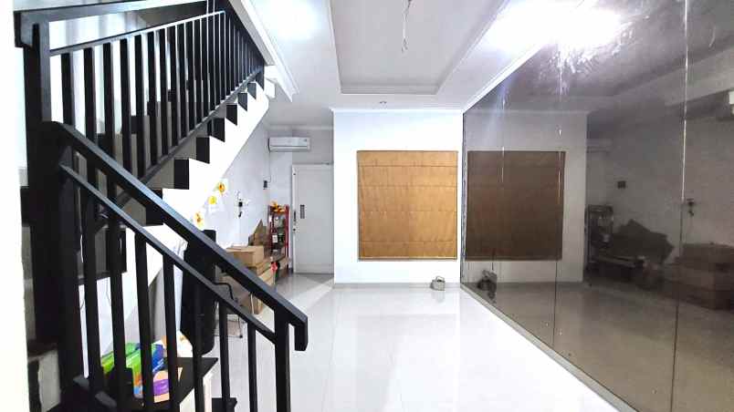 rumah imperial gading sukapura