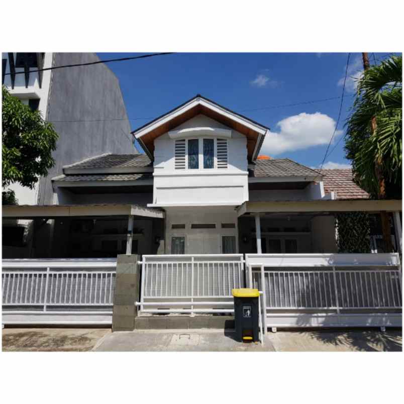 rumah jalan mahakam lingkar